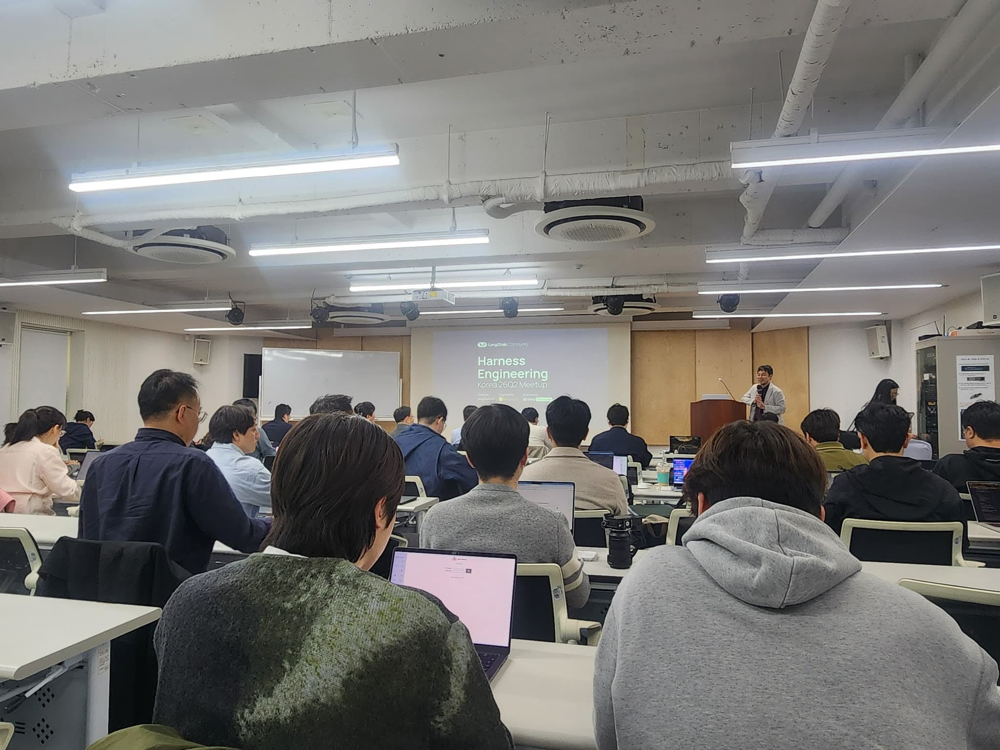 [현장 스케치] "프롬프트를 넘어, 실행 환경 '하네스'를 설계하다"(발표 자료 첨부)